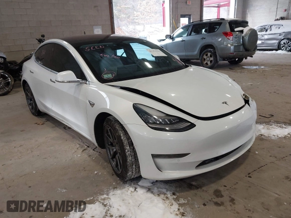 2020 Tesla Model 3 Long Range z VIN 5YJ3E1EB9LF622214, wystawiony jako IAAI lot #41351132 z przebiegiem 133 805 mil mil oraz . Historia ofert i sprzedaży dostępna na DreamBid. Obrazek 13.