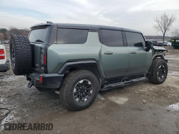 2024 GMC Hummer EV 3X z VIN 1GKB0RDC6RU101989, wystawiony jako Copart lot #85671314 z przebiegiem 7434 mil mil oraz Szkody całkowita. Historia ofert i sprzedaży dostępna na DreamBid. Obrazek 3.