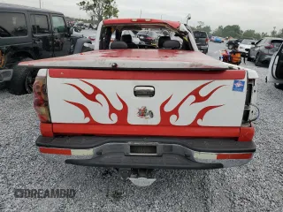 2004 Chevrolet Silverado 1500 LS with VIN 2GCEC19VX41111375, listed as a Copart auction lot 50514175 with 153,701 mi miles and Salvage Title. Bid and sale history available at DreamBid. Image 6.