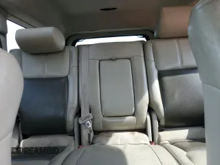 2006 Jeep Commander Limited с VIN 1J8HG58N86C149526, выставлен на аукционе Copart как лот 62910105 с пробегом 162 326 миль миль и Списание • Salvage title. История ставок и продаж доступна на DreamBid. Изображение 10.
