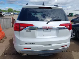 2018 GMC Acadia Denali z VIN 1GKKNPLSXJZ177348, wystawiony jako IAAI lot #42221558 z przebiegiem 115 281 mil mil oraz . Historia ofert i sprzedaży dostępna na DreamBid. Obrazek 17.