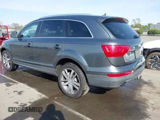 2013 Audi Q7 Premium Plus z VIN WA1LGBFE9DD003737, wystawiony jako IAAI lot #41888710 z przebiegiem 149 802 mil mil oraz . Historia ofert i sprzedaży dostępna na DreamBid. Obrazek 3.