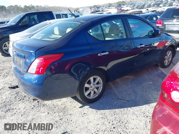 2012 Nissan Versa SV with VIN 3N1CN7AP0CL841801, listed as a IAAI auction lot 41364748 with 160,342 mi miles. Bid and sale history available at carsss.com. Image 4.