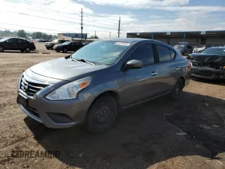 2017 Nissan Versa SV z VIN 3N1CN7AP8HL803594, wystawiony jako Copart lot #59713815 z przebiegiem 141 170 mil mil oraz Czysty tytuł • Clean title. Historia ofert i sprzedaży dostępna na DreamBid. Obrazek 1.