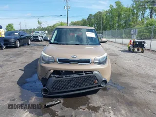 2015 Kia Soul + with VIN KNDJP3A53F7195085, listed as a IAAI auction lot 41962140 with 160,578 mi miles. Bid and sale history available at carsss.com. Image 12.