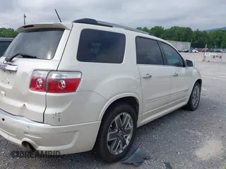 2011 GMC Acadia Denali z VIN 1GKKRTED9BJ320849, wystawiony jako IAAI lot #42132503 z przebiegiem 230 721 mil mil oraz . Historia ofert i sprzedaży dostępna na DreamBid. Obrazek 4.