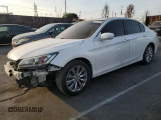 2015 Honda Accord EX-L с VIN 1HGCR2F88FA026071, выставлен на аукционе Copart как лот 43755835 с пробегом 118 044 миль миль и Списание • Salvage title. История ставок и продаж доступна на DreamBid. Изображение 1.