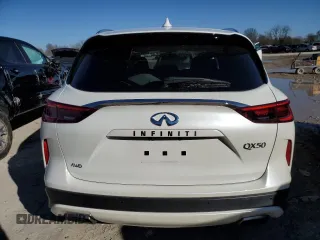 2021 Infiniti QX50 LUXE with VIN 3PCAJ5BB1MF118143, listed as a Copart auction lot 39750183 with 9,922 mi miles. Bid and sale history available at carsss.com. Image 6.