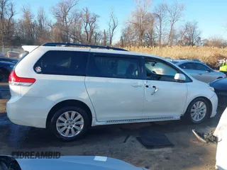 2012 Toyota Sienna XLE with VIN 5TDDK3DCXCS032344, listed as a IAAI auction lot 41205400 with 105,274 mi miles. Bid and sale history available at carsss.com. Image 14.