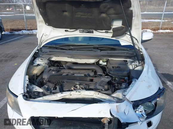 2007 Volvo S40 2.5L Turbo with VIN YV1MH682172304630, listed as a IAAI auction lot 41341542 with 133,594 mi miles. Bid and sale history available at carsss.com. Image 10.