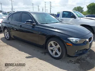 2015 BMW 3 Series 320i xDrive с VIN WBA3C3G59FNT51358, выставлен на аукционе IAAI как лот 42543439 с пробегом 58 551 миль миль и . История ставок и продаж доступна на DreamBid. Изображение 1.