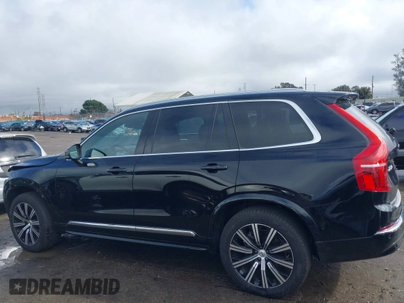 2024 Volvo XC90 Plus Bright Theme with VIN YV4062PE2R1218604, listed as a IAAI auction lot 41535490 with 698 mi miles. Bid and sale history available at carsss.com. Image 15.