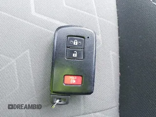 2021 Toyota Tacoma SR с VIN 3TMCZ5AN8MM431523, выставлен на аукционе IAAI как лот 41928279 с пробегом 26 164 миль миль и . История ставок и продаж доступна на DreamBid. Изображение 11.