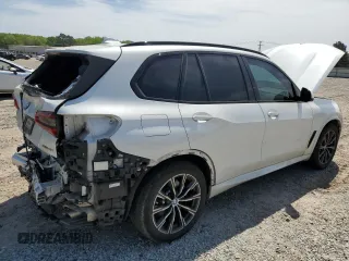 2019 BMW X5 xDrive40i z VIN 5UXCR6C50KLL13255, wystawiony jako Copart lot #52546675 z przebiegiem 80 686 mil mil oraz Szkoda całkowita • Salvage title. Historia ofert i sprzedaży dostępna na DreamBid. Obrazek 3.
