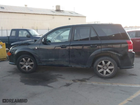 2005 Saturn VUE with VIN 5GZCZ53495S859628, listed as a IAAI auction lot 41261997 with 124,561 mi miles. Bid and sale history available at carsss.com. Image 14.
