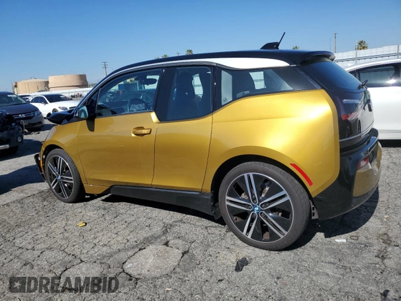 2021 BMW i3 with VIN WBY8P2C09M7H64854, listed as a Copart auction lot 44089394 with 33,224 mi miles. Bid and sale history available at carsss.com. Image 2.
