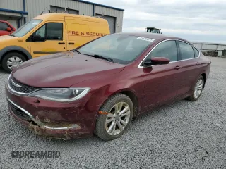 2015 Chrysler 200 Limited z VIN 1C3CCCAB2FN613484, wystawiony jako Copart lot #53680355 z przebiegiem 126 532 mil mil oraz Szkoda całkowita • Salvage title. Historia ofert i sprzedaży dostępna na DreamBid. Obrazek 1.