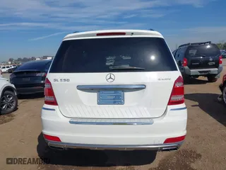 2011 Mercedes-Benz GL-Class GL 550 with VIN 4JGBF8GE7BA749183, listed as a IAAI auction lot 41626371 with 132,215 mi miles. Bid and sale history available at carsss.com. Image 16.