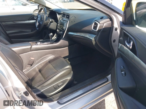 2020 Nissan Maxima SV с VIN 1N4AA6CV9LC360453, выставлен на аукционе IAAI как лот 42421644 с пробегом 66 571 миль миль и . История ставок и продаж доступна на DreamBid. Изображение 5.