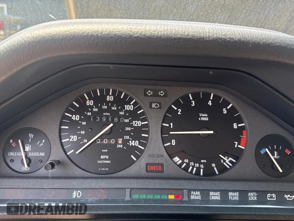 1991 BMW 3 Series с VIN WBAAD2318MED29093, выставлен на аукционе Copart как лот 65037895 с пробегом 139 180 миль миль и Чистый • Clean title. История ставок и продаж доступна на DreamBid. Изображение 8.