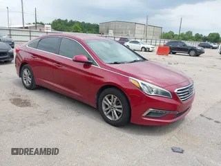 2015 Hyundai Sonata SE z VIN 5NPE24AF1FH097635, wystawiony jako IAAI lot #42437918 z przebiegiem 99 188 mil mil oraz . Historia ofert i sprzedaży dostępna na DreamBid. Obrazek 1.