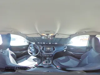 2018 Jeep Cherokee Latitude Tech Connect z VIN 1C4PJLCB8JD544024, wystawiony jako Copart lot #56214525 z przebiegiem 84 302 mil mil oraz Szkoda całkowita • Salvage title. Historia ofert i sprzedaży dostępna na DreamBid. Obrazek 15.