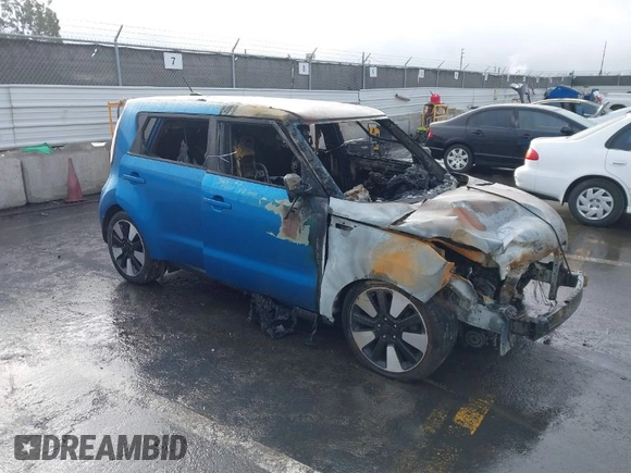 2018 Kia Soul + with VIN KNDJP3A57J7554995, listed as a IAAI auction lot 41773245 with 1 mi miles. Bid and sale history available at carsss.com. Image 1.
