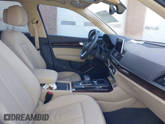 2020 Audi Q5 Premium Plus with VIN WA1BNAFY0L2014027, listed as a IAAI auction lot 41199263 with 30,430 mi miles. Bid and sale history available at carsss.com. Image 5.