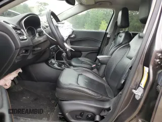 2018 Jeep Compass Limited z VIN 3C4NJDCB6JT436704, wystawiony jako Copart lot #59470265 z przebiegiem 84 581 mil mil oraz Szkoda całkowita • Salvage title. Historia ofert i sprzedaży dostępna na DreamBid. Obrazek 7.
