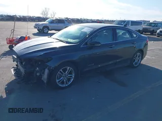 2016 Ford Fusion Titanium Hybrid with VIN 3FA6P0RU6GR156622, listed as a IAAI auction lot 41178887 with 92,423 mi miles. Bid and sale history available at carsss.com. Image 19.