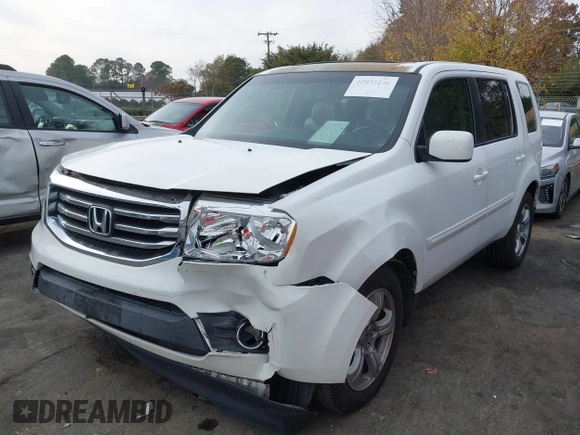 2015 Honda Pilot EX-L with VIN 5FNYF4H51FB010541, listed as a IAAI auction lot 40893246 with 215,295 mi miles and . Bid and sale history available at carsss.com. Image 17.