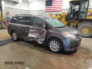 2012 Toyota Sienna XLE z VIN 5TDDK3DC8CS046677, wystawiony jako Copart lot #52381025 z przebiegiem 144 054 mil mil oraz Czysty tytuł • Clean title. Historia ofert i sprzedaży dostępna na DreamBid. Obrazek 4.