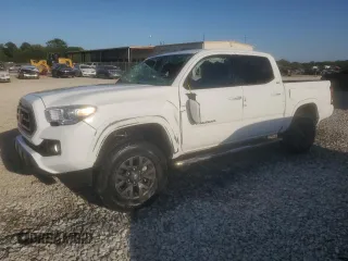 2023 Toyota Tacoma SR z VIN 3TMCZ5AN8PM615428, wystawiony jako Copart lot #53611015 z przebiegiem 12 072 mil mil oraz Szkoda całkowita • Salvage title. Historia ofert i sprzedaży dostępna na DreamBid. Obrazek 1.