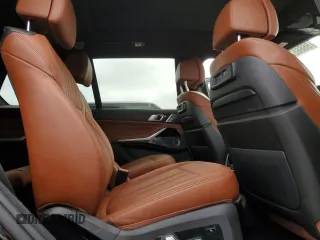 2020 BMW X7 M50i z VIN 5UXCX6C04L9B99921, wystawiony jako Copart lot #56665755 z przebiegiem 63 328 mil mil oraz Szkoda całkowita • Salvage title. Historia ofert i sprzedaży dostępna na DreamBid. Obrazek 11.