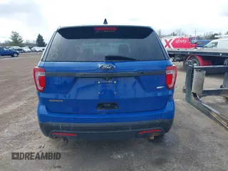 2017 Ford Police Interceptor Utility z VIN 1FM5K8AR4HGA36073, wystawiony jako IAAI lot #42010780 z przebiegiem 152 866 mil mil oraz . Historia ofert i sprzedaży dostępna na DreamBid. Obrazek 16.