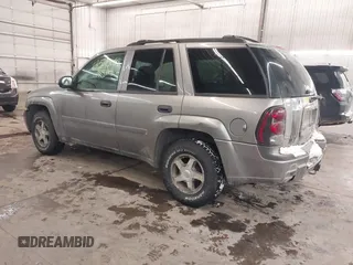 2006 Chevrolet TrailBlazer LS with VIN 1GNDT13S562139458, listed as a IAAI auction lot 41545068 with 208,914 mi miles and . Bid and sale history available at DreamBid. Image 3.