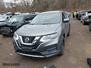 2017 Nissan Rogue SV with VIN 5N1AT2MV1HC773613, listed as a IAAI auction lot 41718631 with 92,461 mi miles. Bid and sale history available at carsss.com. Image 12.