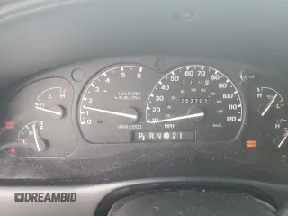 1996 Ford Explorer XL с VIN 1FMDU32X5TUB50678, выставлен на аукционе Copart как лот 45808815 с пробегом 253 701 миль миль и Списание • Salvage title. История ставок и продаж доступна на DreamBid. Изображение 9.