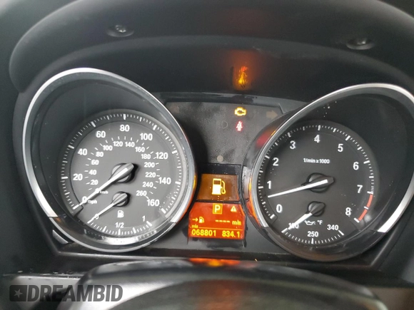 2009 BMW Z4 sDrive35i with VIN WBALM73549E164950, listed as a Copart auction lot 51116685 with 68,801 mi miles and Salvage title. Bid and sale history available at DreamBid. Image 9.