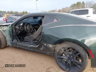 2020 Chevrolet Camaro 1LT z VIN 1G1FB1RS3L0108186, wystawiony jako IAAI lot #41427677 z przebiegiem 66 752 mil mil oraz . Historia ofert i sprzedaży dostępna na DreamBid. Obrazek 14.
