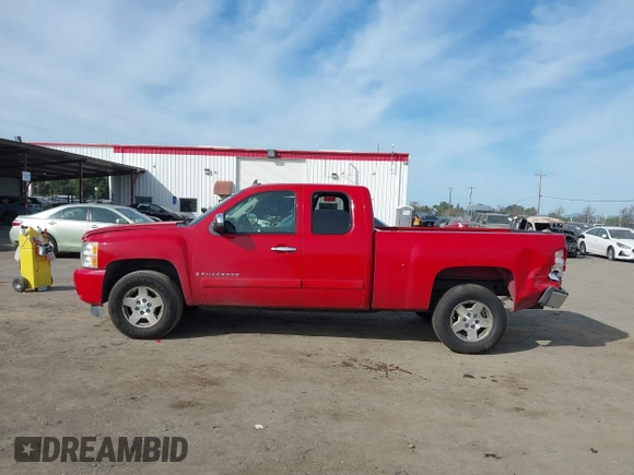 2007 Chevrolet Silverado 1500 LT w/2LT with VIN 2GCEC19J971669428, listed as a IAAI auction lot 41681937 with 243,059 mi miles. Bid and sale history available at carsss.com. Image 14.