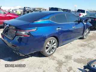 2020 Nissan Maxima SV with VIN 1N4AA6CV0LC381630, listed as a IAAI auction lot 41754295 with 102,971 mi miles. Bid and sale history available at carsss.com. Image 4.