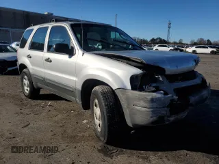 2004 Ford Escape XLS with VIN 1FMYU92124KA89643, listed as a Copart auction lot 84162924 with 177,930 mi miles and Clean Title. Bid and sale history available at DreamBid. Image 4.