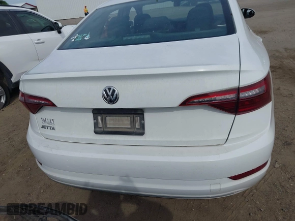 2021 Volkswagen Jetta S z VIN 3VWC57BU0MM021874, wystawiony jako IAAI lot #42124747 z przebiegiem 89 887 mil mil oraz . Historia ofert i sprzedaży dostępna na DreamBid. Obrazek 16.