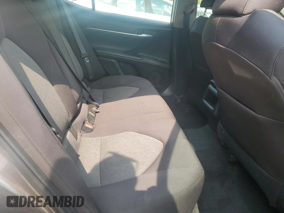 2018 Toyota Camry LE с VIN 4T1B11HK1JU118582, выставлен на аукционе Copart как лот 57972895 с пробегом 39 776 миль миль и Списание • Salvage title. История ставок и продаж доступна на DreamBid. Изображение 10.
