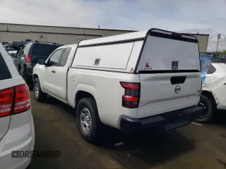 2022 Nissan Frontier S with VIN 1N6ED1CM7NN663880, listed as a Copart auction lot 67846884 with 30,240 mi miles and Salvage title. Bid and sale history available at DreamBid. Image 2.