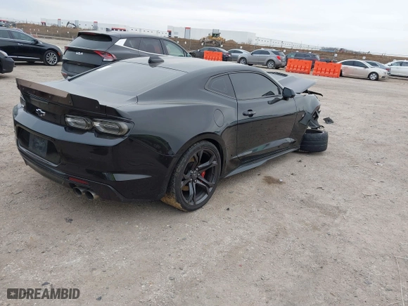 2021 Chevrolet Camaro 2SS with VIN 1G1FH1R7XM0103188, listed as a IAAI auction lot 41571144 with 81,308 mi miles. Bid and sale history available at carsss.com. Image 4.