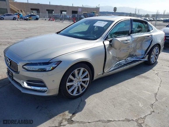 2018 Volvo S90 Inscription with VIN LVY992MLXJP004376, listed as a IAAI auction lot 41850741 with 50,164 mi miles. Bid and sale history available at carsss.com. Image 2.