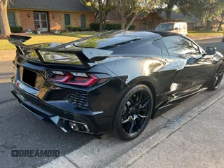 2021 Chevrolet Corvette 1LT with VIN 1G1YA2D45M5121231, listed as a Copart auction lot 78367004 with 20,368 mi miles and Clean Title. Bid and sale history available at carsss.com. Image 4.