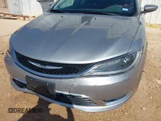 2015 Chrysler 200 Limited with VIN 1C3CCCABXFN621784, listed as a IAAI auction lot 41914473 with 117,313 mi miles. Bid and sale history available at carsss.com. Image 18.